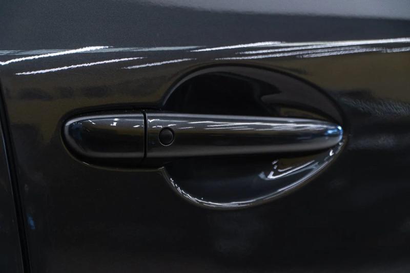 Car Thumb