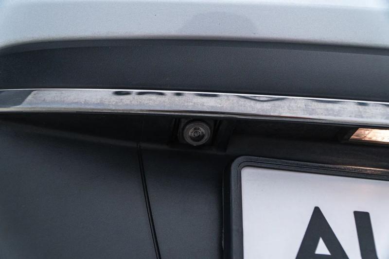 Car Thumb