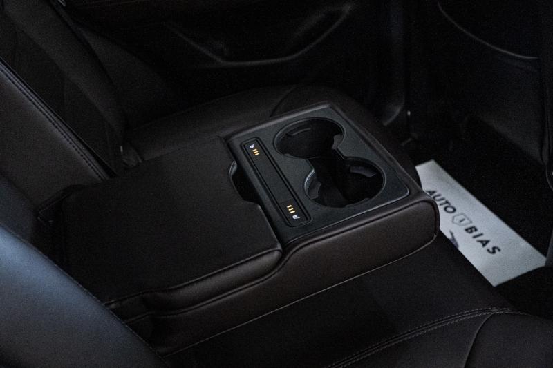 Car Thumb