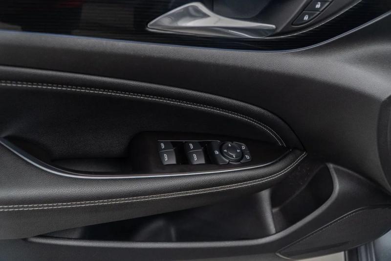 Car Thumb